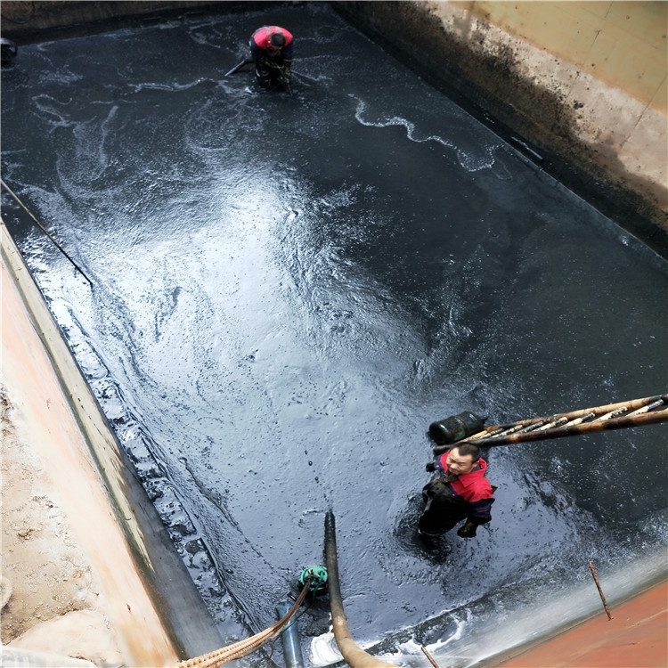 宜城废水池清理